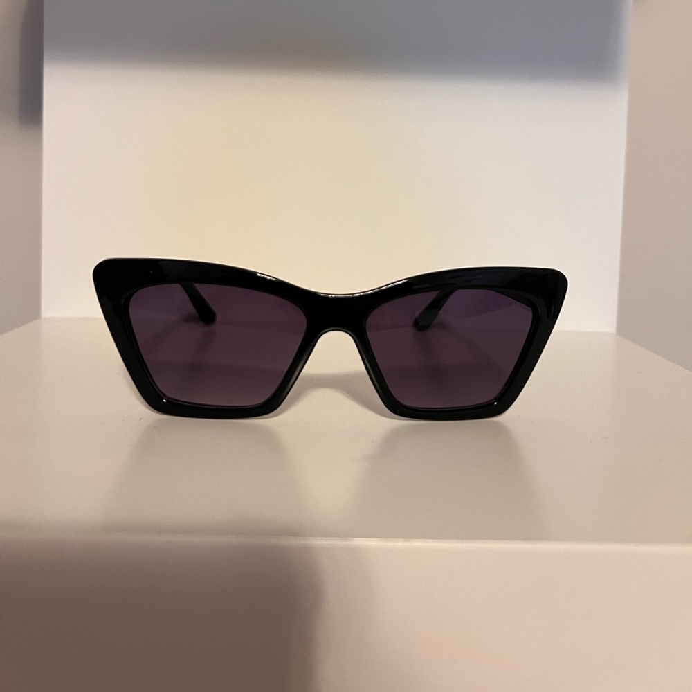 Vince Camuto sunglasses